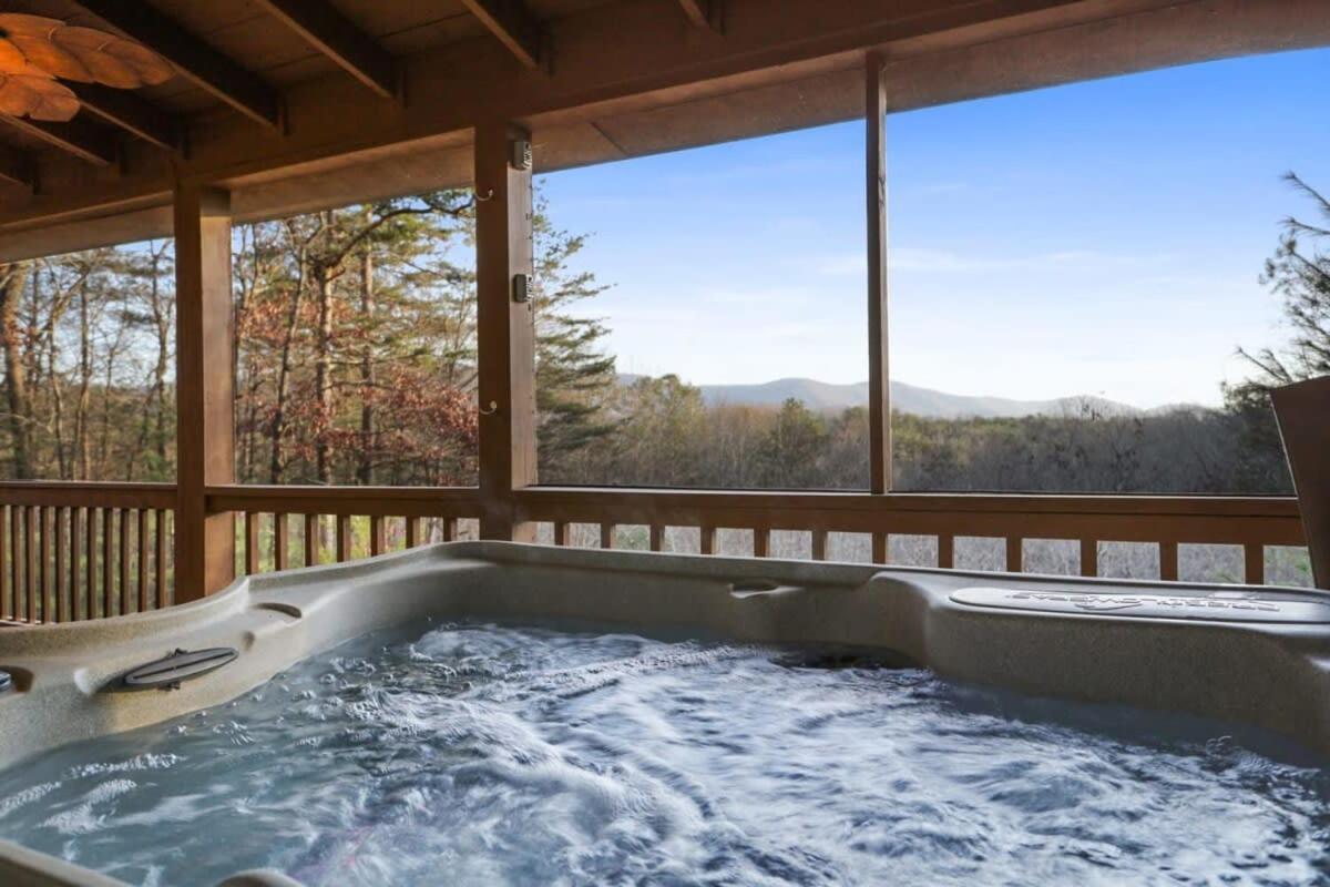 Mountain Views Hot Tub Firepit Close To Town 蓝岭 外观 照片